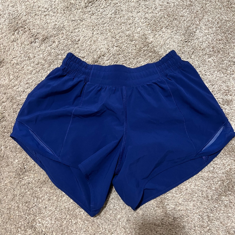 Lululemon Hotty Hot Low-Rise Lined Short 4”